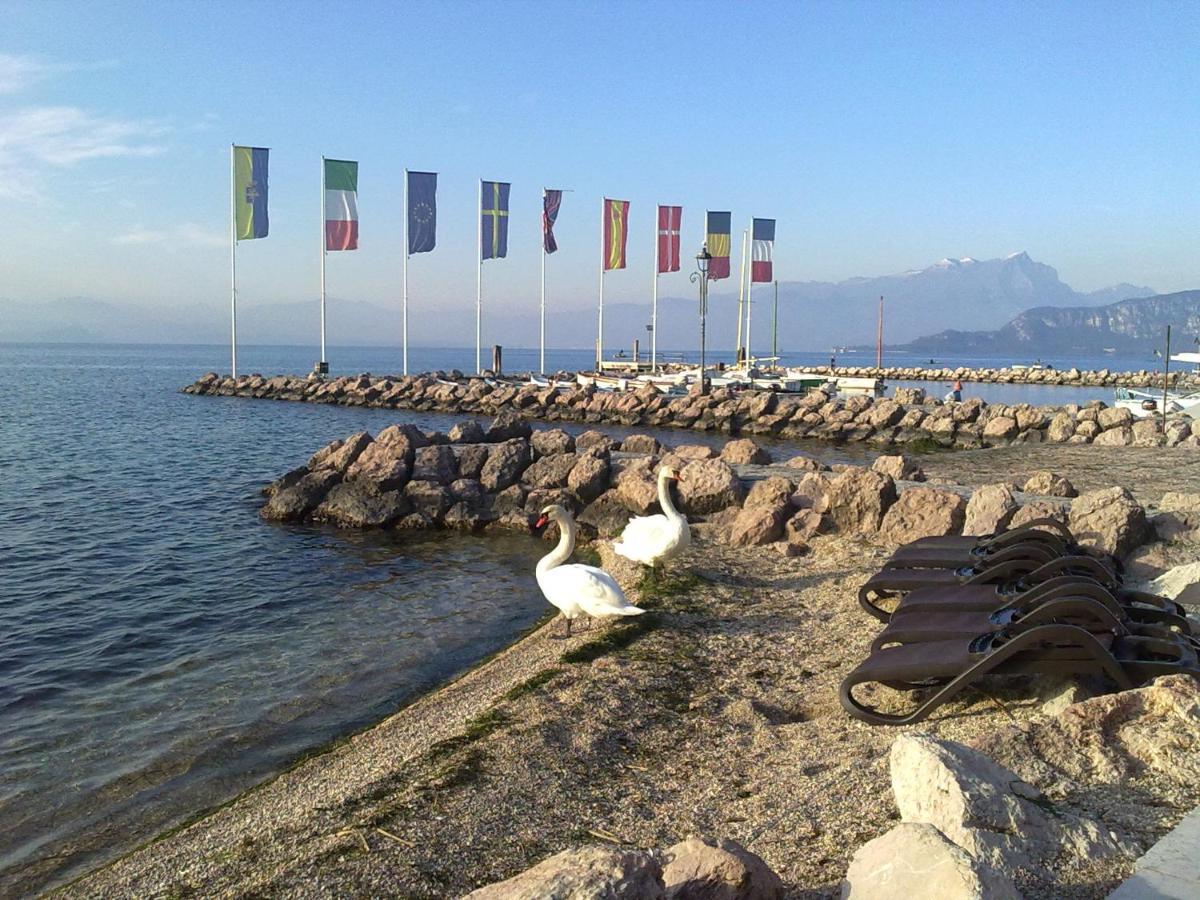 Residenza Al Sogno - On Lake Garda Cavaion Veronese Eksteriør billede