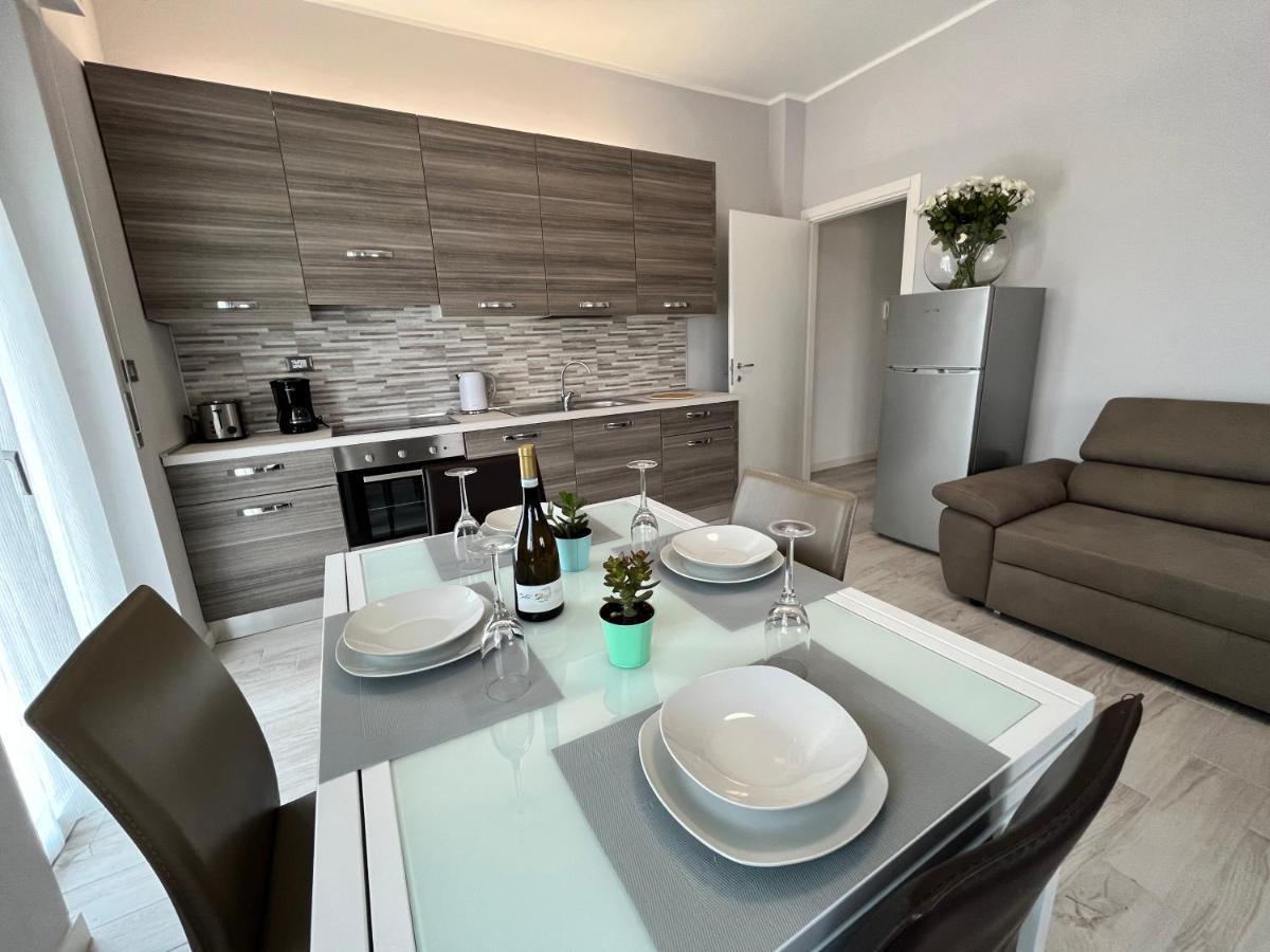 Residenza Al Sogno - On Lake Garda Cavaion Veronese Eksteriør billede