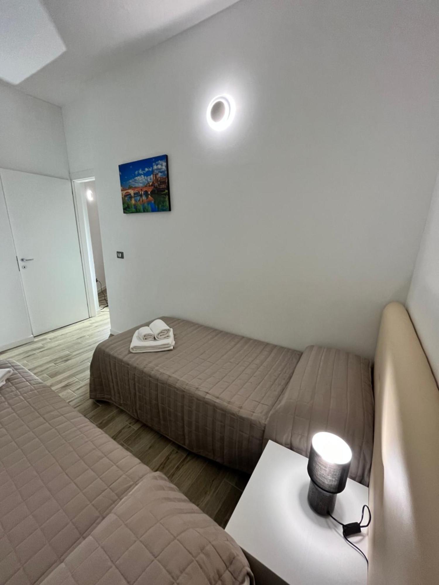 Residenza Al Sogno - On Lake Garda Cavaion Veronese Eksteriør billede